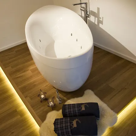 Alpin Lifestyle Loewen & Strauss 4* اوبرستدورف