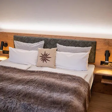 Alpin Lifestyle Loewen & Strauss 4*