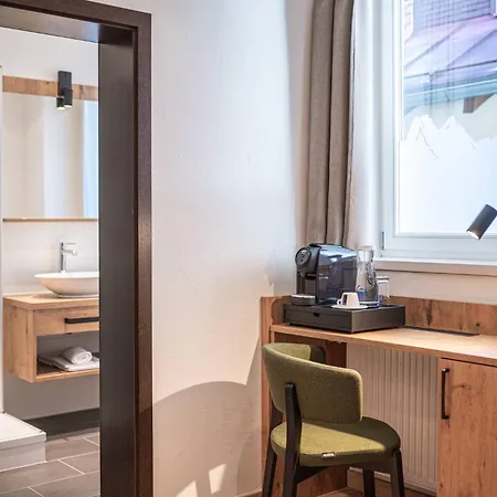 Alpin Lifestyle Loewen & Strauss 4*