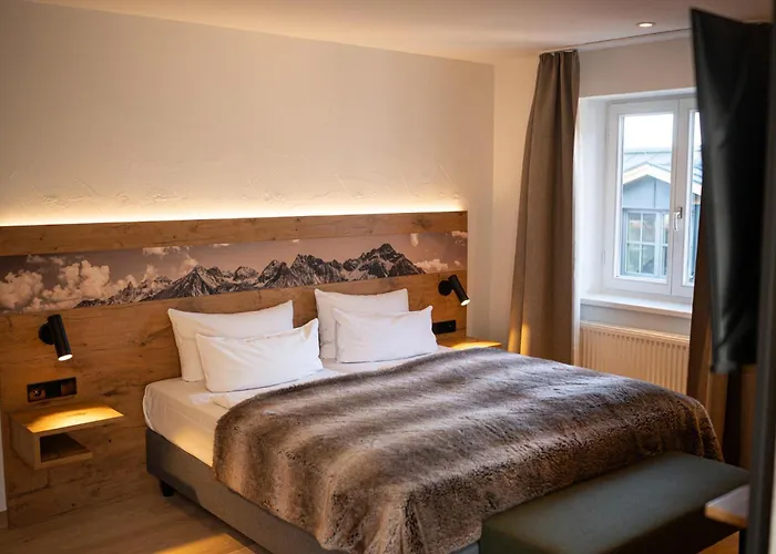 Alpin Lifestyle Loewen & Strauss Hotel
